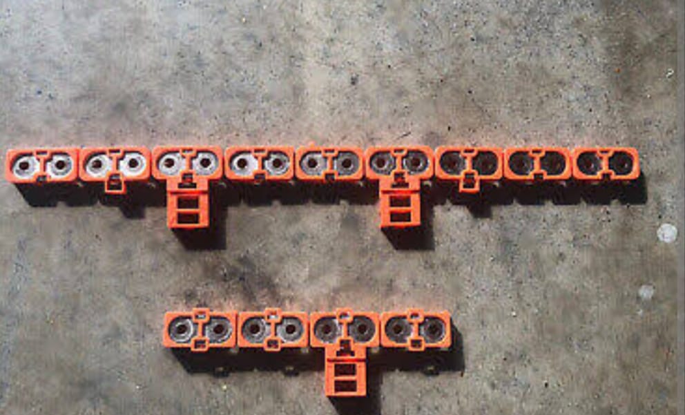 Hybrid battery bus bars